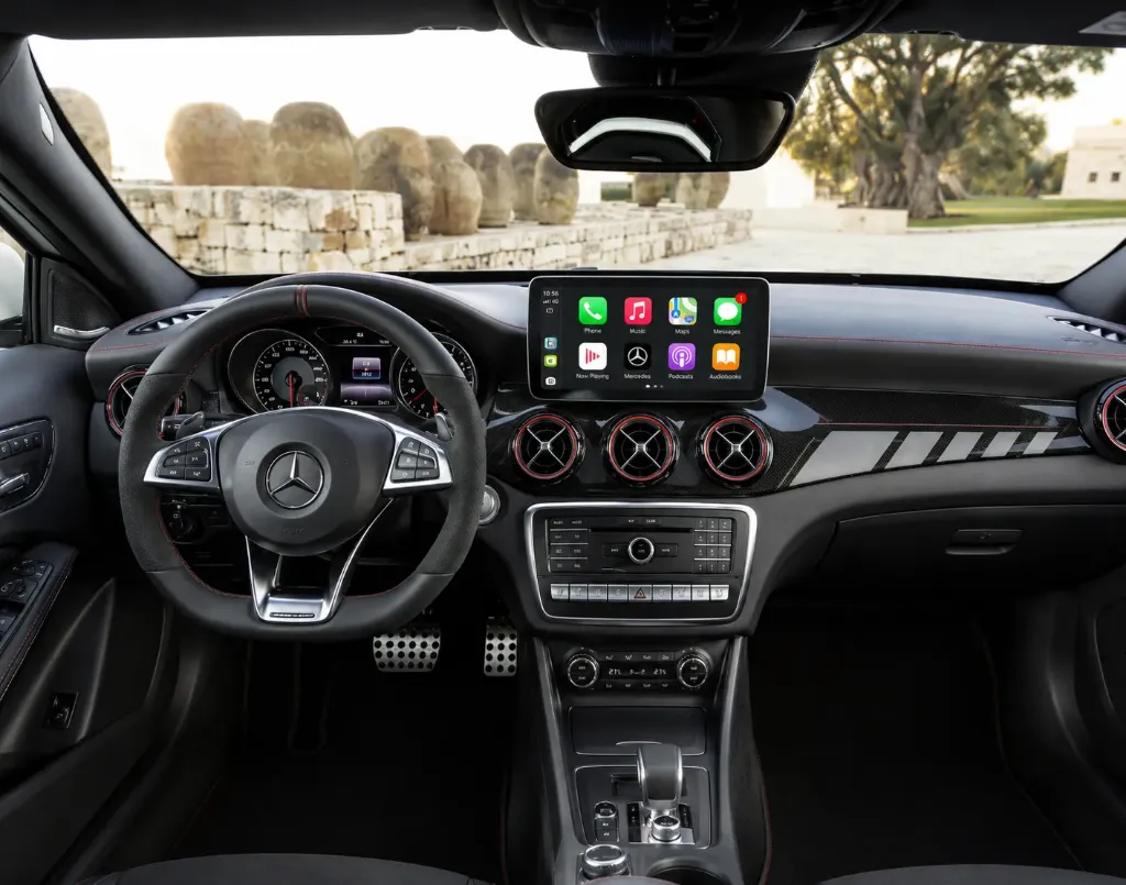 Mercedes A class 2015-2018 Apple CarPlay/Android Auto
